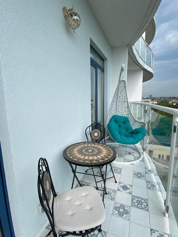 Mediterranean Style Apartment Sea View Odessa Exterior photo